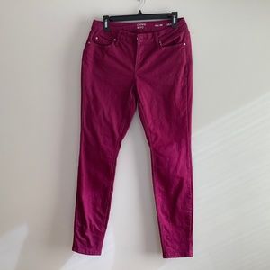 Crown & Ivy 6R Skinny Jeans Raspberry Pink